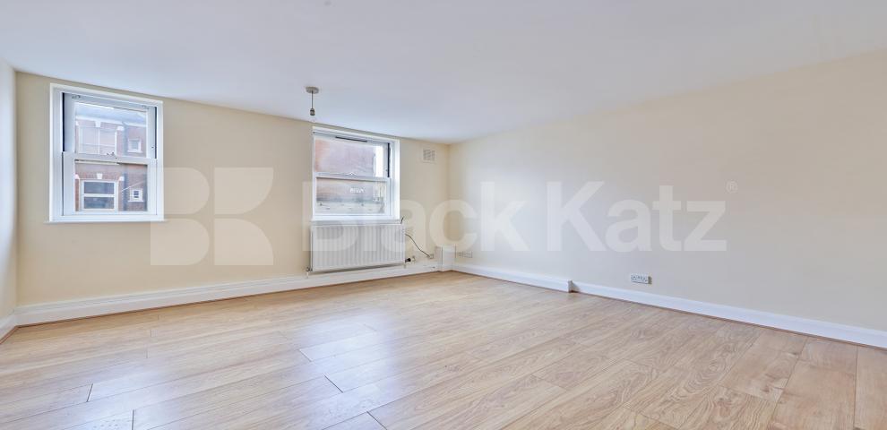 			UNDER OFFER, 1 Bedroom, 1 bath, 1 reception Penthouse			 Lavender Hill, Battersea/Clapham